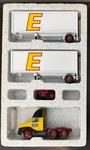 Estes Express Lines Doubles 1994 Winross Truck I83/T Old Logo - Picture 1 of 3