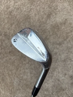 *** NEW *** Taylormade P7MB Pitching Wedge 47 Degrees Dynamic Gold SL S300 Stiff - Image 1 of 4