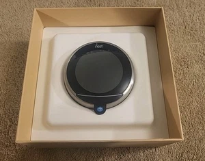 Google Nest 3rd Gen Smart Learning Thermostat - Stainless Steel - Picture 1 of 8