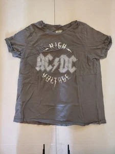 AC/DC High Voltage Rock N Roll Girls T-shirt XXL Concert Short Sleeve Shirt  - Picture 1 of 3