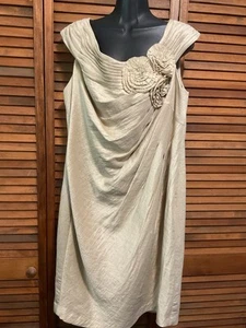 WOMENS DRESS 18W ADRIANNA PAPELL GOLD WEDDING MOTHER OF BRIDE  - Picture 1 of 16