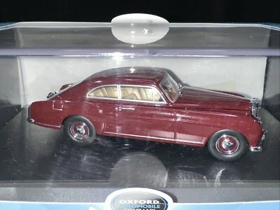 Oxford 1:43 Bentley Continental S1 Fastback Maroon Color Diecast Car - Image 1 of 4