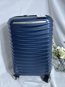 Samsonite Spin Tech 6 21" Carry-On Spinner Expandable Lagoon Blue Lightweight - Picture 1 of 6
