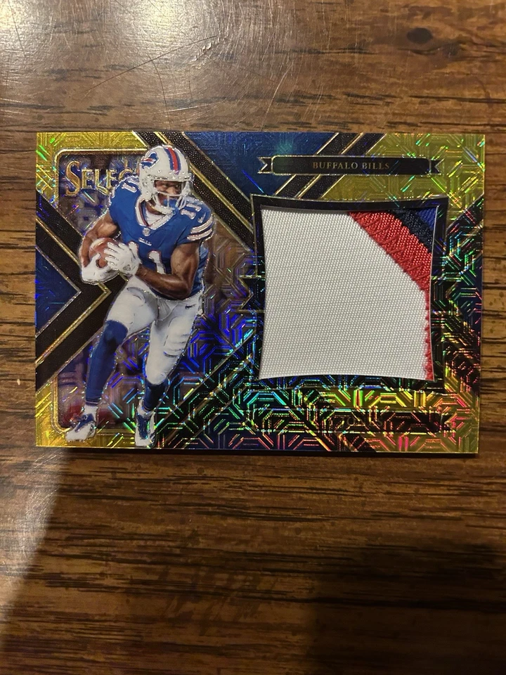 2017 Panini Select - Jumbo Rookie Swatches Zay Jones #27 Gold Prizm /10 - Image 1 of 2