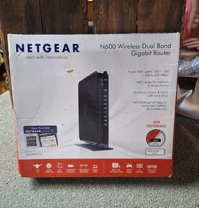 Netgear N600 Wireless Dual Band Gigabit Router - WNDR3700high Performance W/docs - Afbeelding 1 van 3