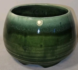 ESMALTE VINTAGE EE. UU. CALI? PLANTADORA AMERICANA CON PATAS AZUL/VERDE CERÁMICA ARTÍSTICA - Imagen 1 de 9