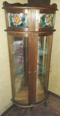 Gabinete de vitral de curiosidades curvado de esquina vintage puertas y estantes de vidrio espejado Foto 1 de 4