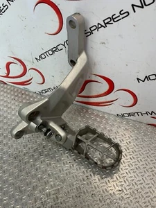 DUCATI DESERT X R LH FRONT FOOTREST HANGER BRACKET 2024 BREAKING BK059 SEE SHOP - Picture 1 of 8