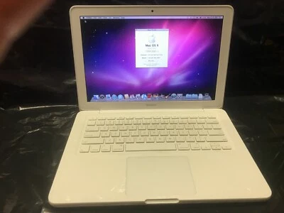 Apple Macbook Unibody 2009 In Original Box!!  RARE! with Bonus!! - Image 1 of 4