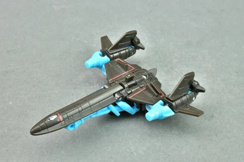 Transformers Hunt for the Decepticons Jetfire Legends Victory Kmart HFTD Cover