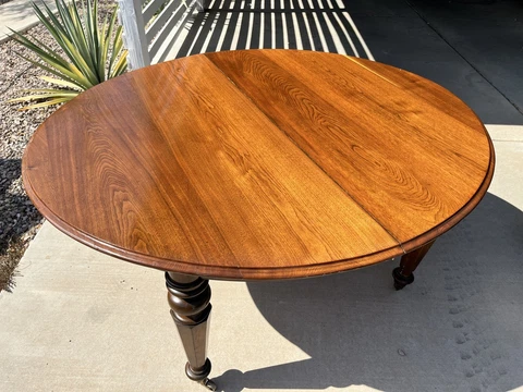 Antique Victorian Round Dining Table 19th century Cover