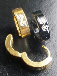 Mens Gothic Dragon Black / Gold Earrings 316L Stainless Steel Huggie Hoops - Picture 1 of 7