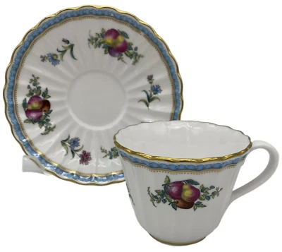 Spode Trapnell Sprays Y8403 Cup & Saucer, VGC - Image 1 of 4