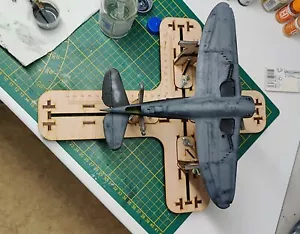 Flugzeug Gebäude Liegeplatz 1:72 1:48 1:32 1:144 für Plastikmodelle Bausatz LMG BB-01 - Bild 1 von 24