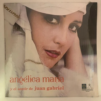 ANGELICA MARIA - Y EL SENTIR DE JUAN GABRIEL - 1981 MEXICAN LP, LATIN POP - Image 1 of 4
