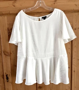 Torrid Satin Surplice Blouse Ivory 0 0X short sleeve pullover Ivory Shirt - Picture 1 of 5