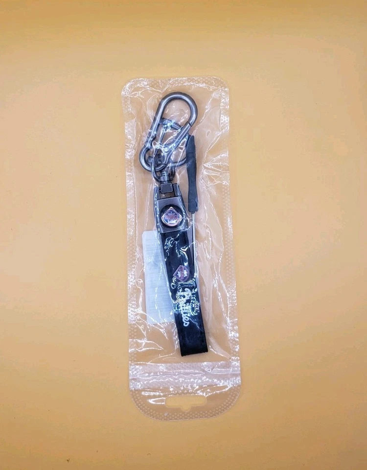 MLB - Philadelphia Phillies - Keychain - Image 1 of 1
