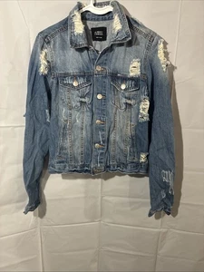 Chaqueta vaquera de lavado medio envejecida talla grande Almost Famous para mujer - Imagen 1 de 3