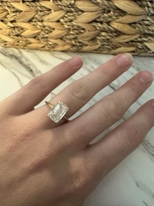 4ct Solitaire Emerald Cut Lab Grown Diamond Ring 18k Gold Band - Picture 1 of 5