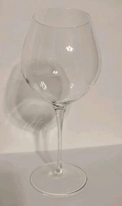 Luigi Bormioli Bourgogne Red Wine Crescendo Glass Signed 9 Inch Tall signed - Picture 1 of 11