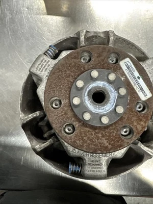 Conjunto de embrague Ski Doo Summit SP 800R T3 2016 usado 163" Foto 1 de 4