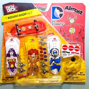 Tech Deck DC Comics Boardshop Custom Grip Tape - Picture 1 of 3
