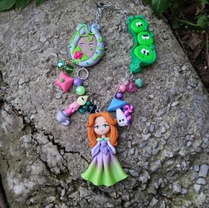 The Princess And The Pea Kawaii Necklace Doll - Picture 1 of 9