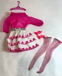 Vintage Barbie #1868 Happy Go rosa komplettes Outfit 60er Jahre - Kleid Strümpfe Schuhe - Bild 1 von 9