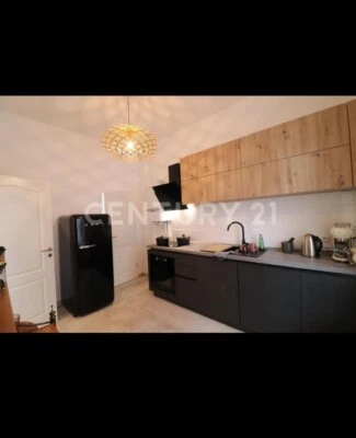 Küchenzeile neu mit Elektrogeräten - Bild 1 von 2