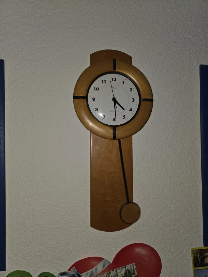 Atlanta Funk Uhr  Wanduhr mit Pendel, Farbton Erle  hellbraun - Bild 1 von 3