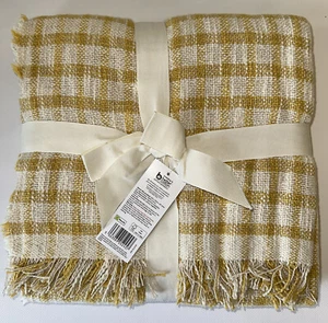 Yellow Cream Check Throw Fringed Blanket Cover NEW 120cm x 150cm NEW - Picture 1 of 4