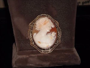 498 14k yellow gold vintage hand carved shell cameo pin 11.5 grams - Picture 1 of 4