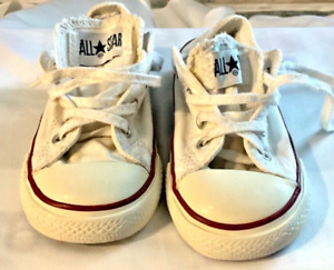 Preowned Toddlers Converse All Star Classic Sneakers Shoes, White Size 6