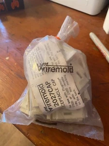 WIREMOLD 2027CAP RECEPTACLE CAP (PKG OF 25) IVORY (BS-681) - Picture 1 of 2