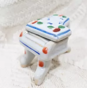 CAJA BARATIJA PIANO MINIATURA DE PORCELANA DE COLECCIÓN PINTADA A MANO DE 2,5" OCUPADA JAPÓN - Imagen 1 de 15