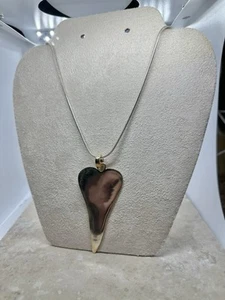 Large Silver Tone Heart Necklace With And Adjustable Chain - Picture 1 of 3