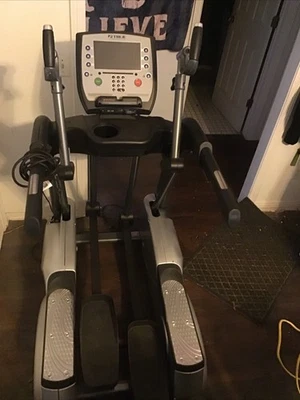 VERDADEIRO ELÍPTICO ES900 - Imagem 1 de 4
