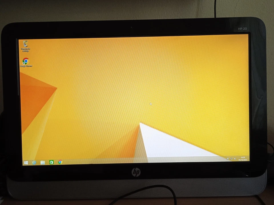 HP ALL IN ONE 20 - 20", AMD E1-2500, 4 GB RAM, RADEON HD 8240, 1 TB HDD, DVDRW - Imagen 1 de 4