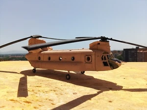 Boeing CH-47 Chinook kit escala 1:72 REF:013 - Bild 1 von 13
