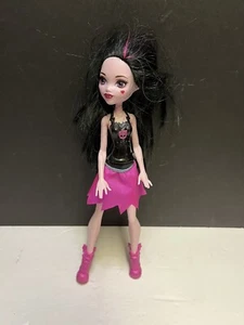 Monster High DRACULAURA Daughter Of Dracula (2015) Mattel 11" Doll Used - Picture 1 of 2