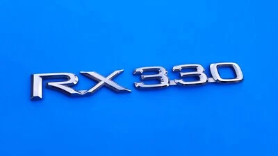 04 05 06 LEXUS RX330 RX 330 TAPA TRASERA CROMO EMBLEMA LOGOTIPO INSIGNIA SÍMBOLO OEM B19 Foto 1 de 3