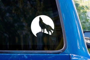 Howling Wolf vinyl sticker decal moon car window - Picture 1 of 2