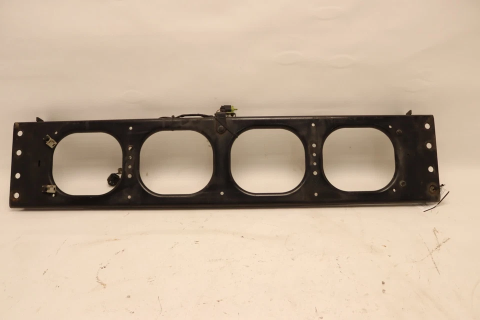 Cuadro travesaño radiador Volvo VNL/VNR 2018-2024 SOPORTE OEM Foto 1 de 4