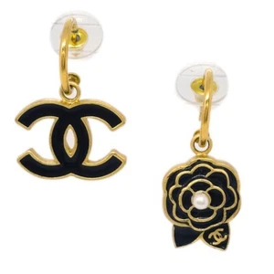 Chanel Camellia CC Dangle Piercing Earrings Black Artificial Pearl 02A 185032 - Picture 1 of 4