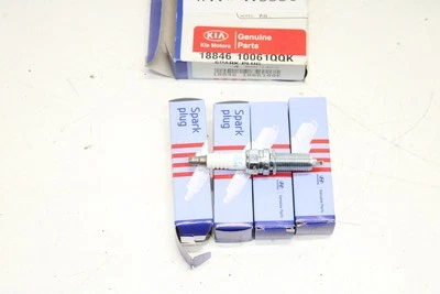 KIA SORENTO 2011-2016 2,4 L L4 MOTOR DE GASOLINA JUEGO DE 4 BUJÍAS OEM Foto 1 de 4