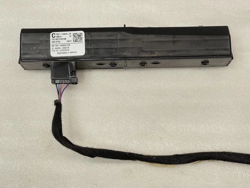 Ford Edge 2018 sistema de monitoreo de presión de neumáticos 52 k 51252 Foto 1 de 4