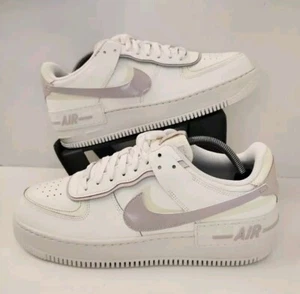 Nike Air Force 1 Sombra Blanco Púrpura Entrenador Reino Unido 9.5 DZ1847-104 Zapatilla Rara - Imagen 1 de 14
