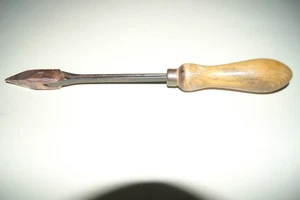 VINTAGE COPPER N0 4 SOLDERING IRON - Picture 1 of 3