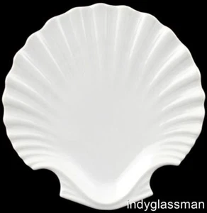 Fitz & Floyd Total Color COQUILLE WHITE 8 1/2" Shell Salad Plate UNUSED VHTF - Picture 1 of 6