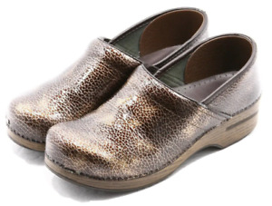 Dankso 41 Pro Clogs Womens Nursing Shoes Size 10.5 - 11 Brown Patent Leather
